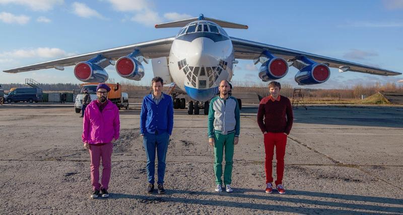 Российская авиакомпания помогла американской группе снять клип в условиях невесомости!