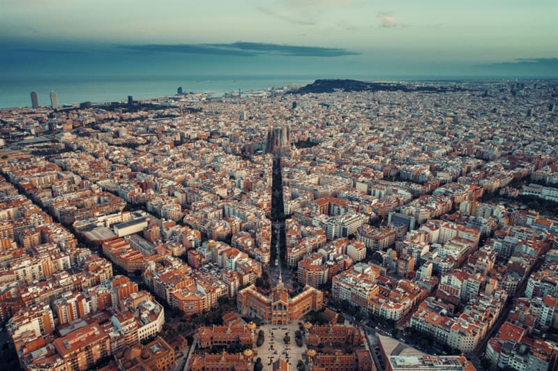 #1 Barcelona Geography Story: #1 Barcelona
