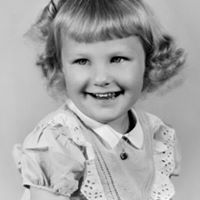 Peggy Featherstone Barrington