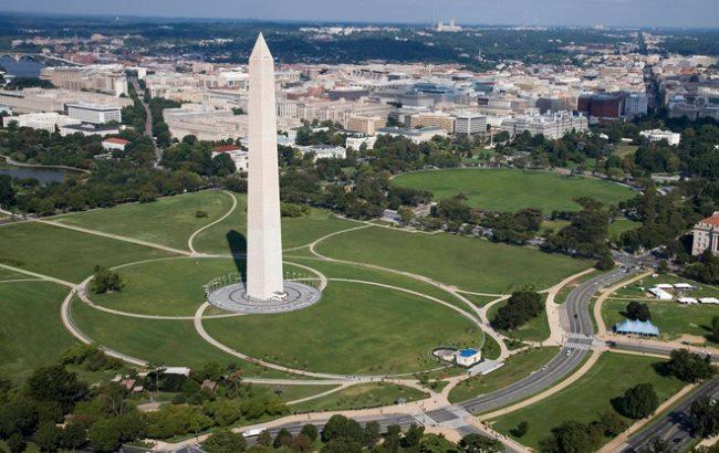 How tall is The Washington Monument? How tall is The Washington Monument?