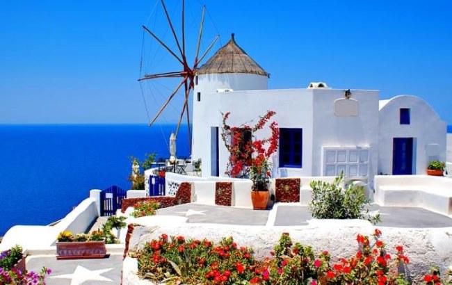 Sirtaki is a traditional Greek folkdance Sirtaki is a traditional Greek folkdance