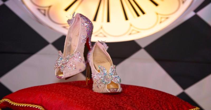 Culture Trivia Question: What was the original color of Dorothy's slippers in the novel "The Wizard of Oz"? Culture Trivia Question: What was the original color of Dorothy's slippers in the novel "The Wizard of Oz"?