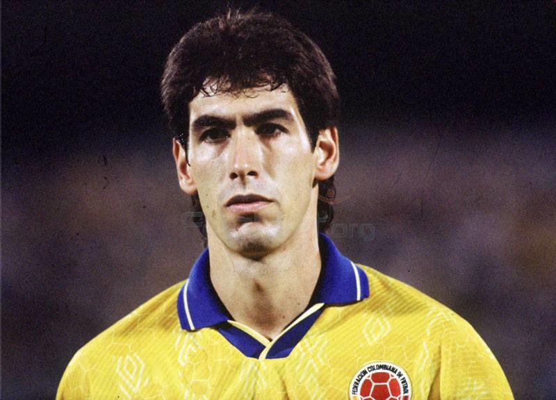 Who was killed because of his own goal during the FIFA World Cup?