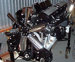 What were the only two U.S. automobiles that featured a V16 engine?