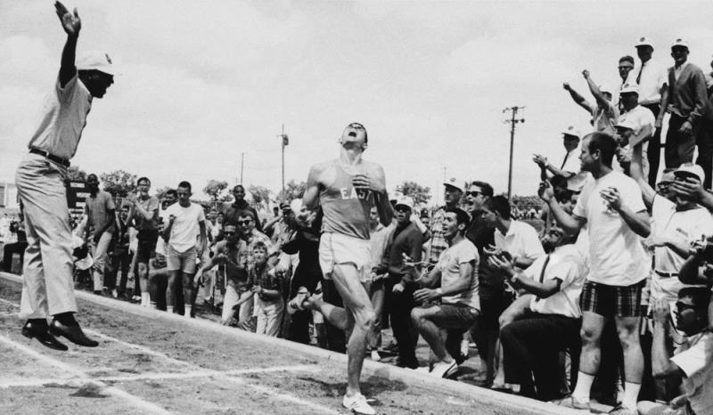 Can you name the first high school runner to break the 4 minute mile?