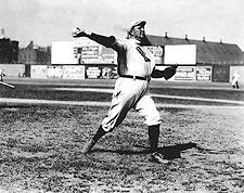 Society Trivia Question: How many MLB pitchers have 300 or more wins in a career? Society Trivia Question: How many MLB pitchers have 300 or more wins in a career?