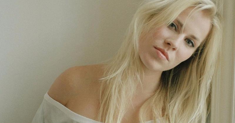 What is Natasha Bedingfield famous for?