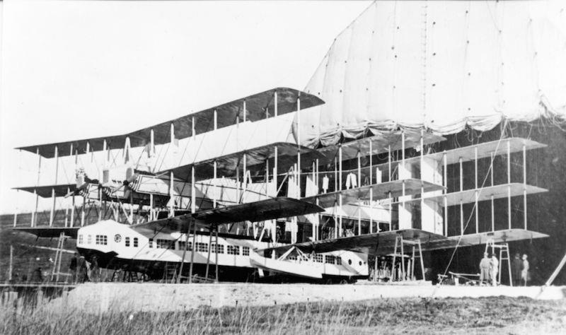 Which aircraft has the largest wingspan of all time?