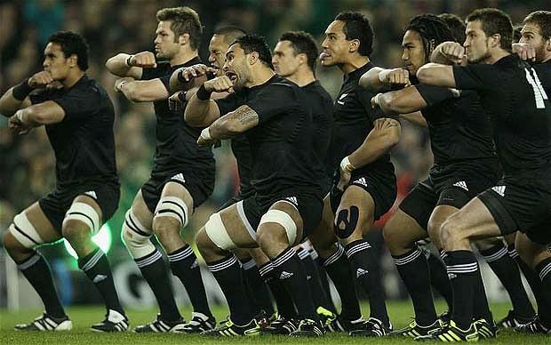 This is the world-class New Zealand rugby team performing their traditional Māori dance before the game. What is the dance called? This is the world-class New Zealand rugby team performing their traditional Māori dance before the game. What is the dance called?
