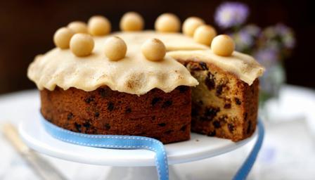 What is Simnel Cake? What is Simnel Cake?
