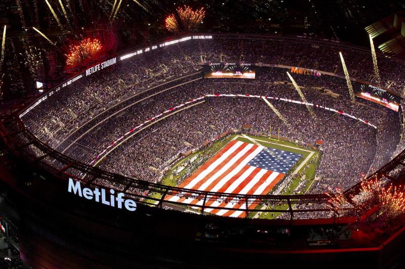 Which NFL quarterback currently holds the Super Bowl record for most completions in a row? Which NFL quarterback currently holds the Super Bowl record for most completions in a row?