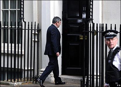Whose official residence is 11 Downing Street, LONDON, SW1A 2AB? Whose official residence is 11 Downing Street, LONDON, SW1A 2AB?