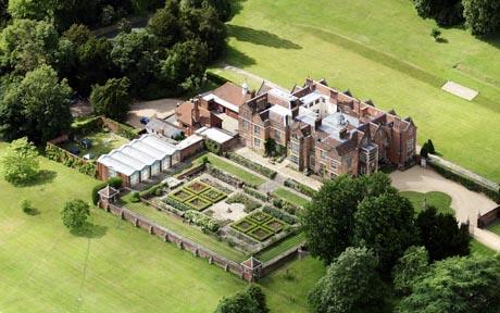 In which county is the UK prime minister's official country residence known as Chequers? In which county is the UK prime minister's official country residence known as Chequers?