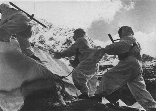In WW II, which Allied fighting unit scaled a 1,500 ft.-vertical-mountain side to attack and defeat a German Army Unit. (The Germans considered the ridge to be impossible to scale.) : In WW II, which Allied fighting unit scaled a 1,500 ft.-vertical-mountain side to attack and defeat a German Army Unit. (The Germans considered the ridge to be impossible to scale.) :