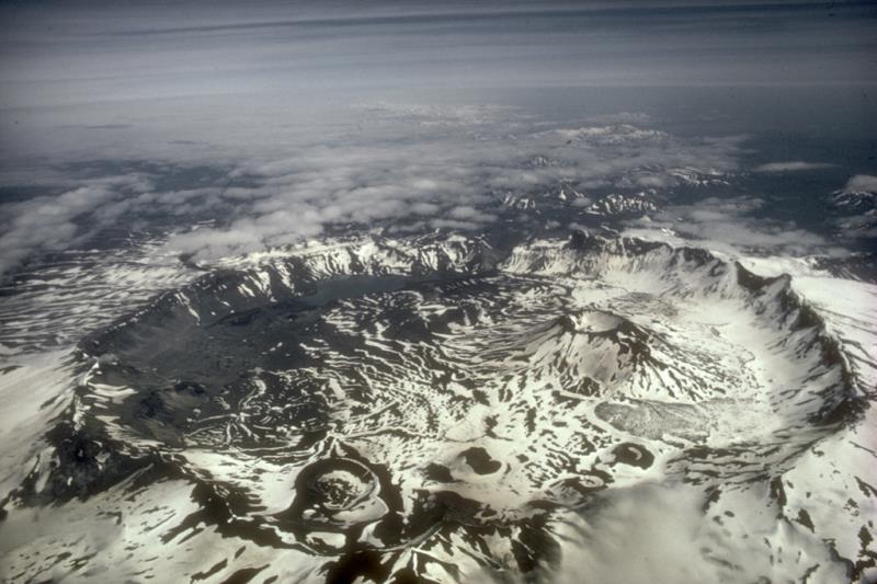 Nature Trivia Question: How many Active Volcanoes are there in the United States? Nature Trivia Question: How many Active Volcanoes are there in the United States?