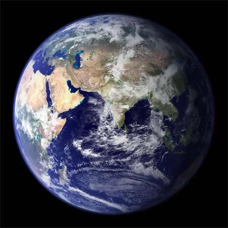 What percent of earth's atmospheric gases by volume is CO2?