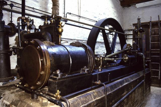 A patent was issued on 2nd July 1698 for a steam pump to drain mines. Who obtained it?