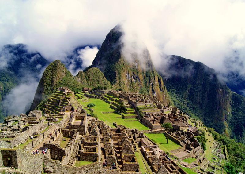 This is a picture of a complex built by a civilization in the 15th century. Do you know which people built this?