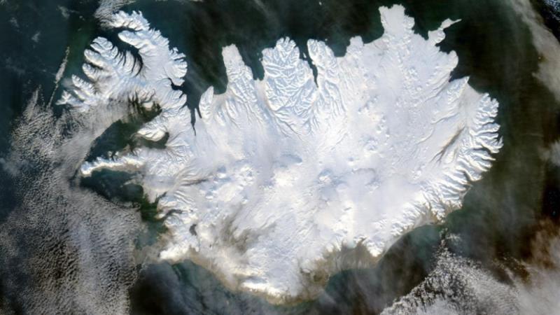From the list of countries below, which lies nearest to Iceland?