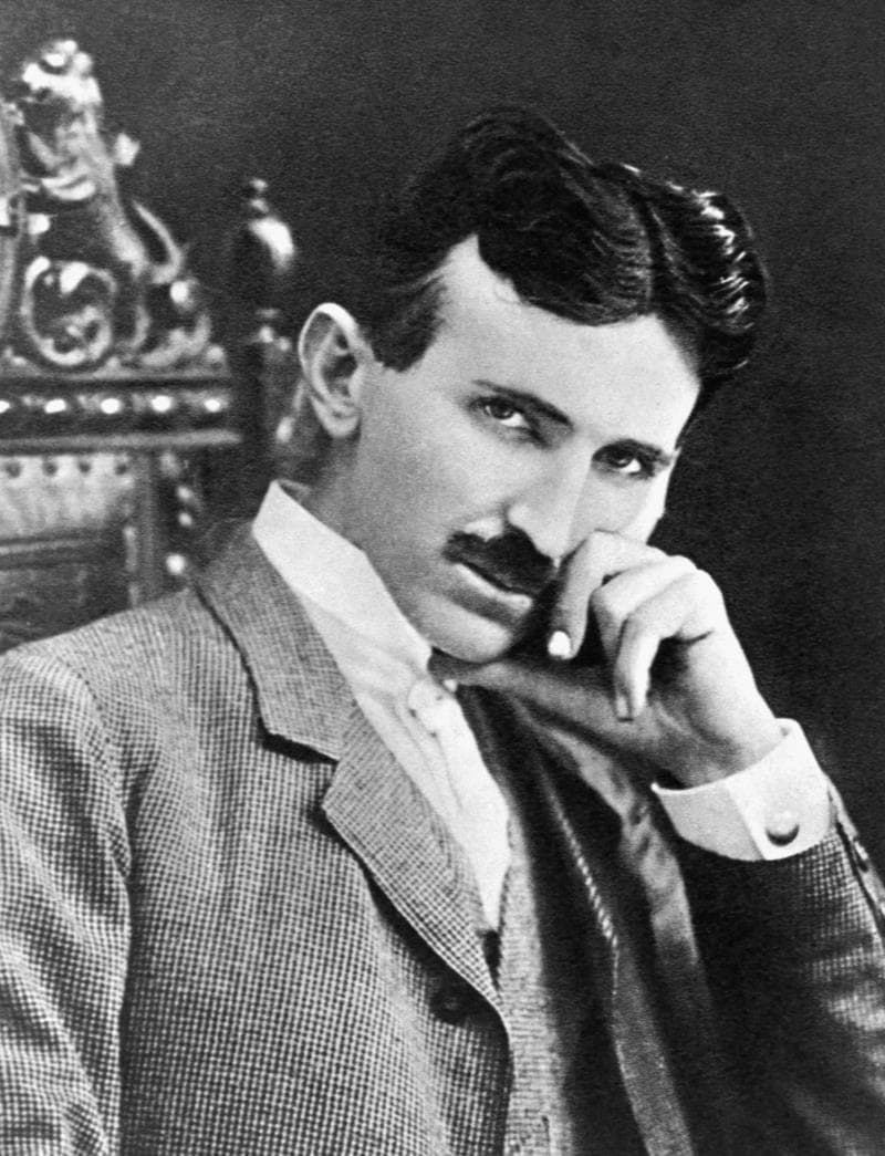 Science Trivia Question: Who is this? Science Trivia Question: Who is this?