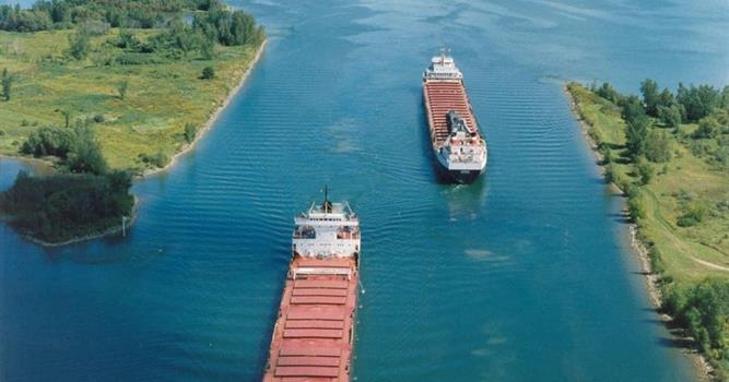 Когда было завершено строительство так называемого "Морского пути Святого Лаврентия", соединяющего Атлантический океан и североамериканские Великие озёра?