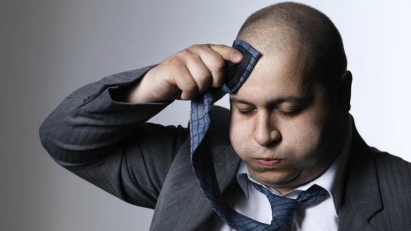 Science Trivia Question: How much does the average person sweat per day? Science Trivia Question: How much does the average person sweat per day?