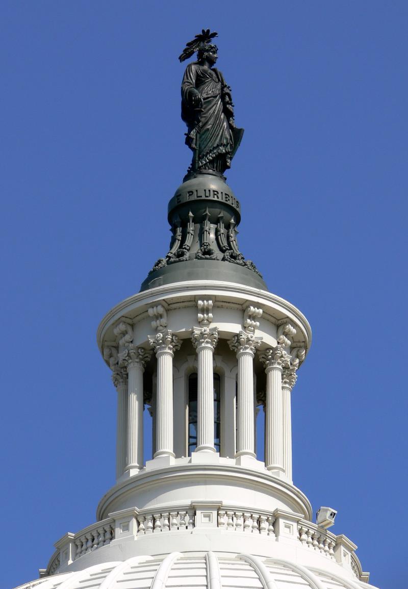 Where does this statue stand? Where does this statue stand?