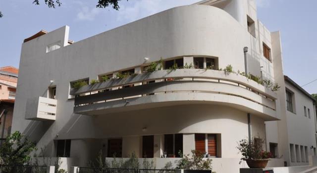 Culture Trivia Question: Where is the largest collection of Bauhaus style buildings in the world? Culture Trivia Question: Where is the largest collection of Bauhaus style buildings in the world?