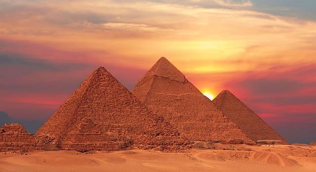 what were the pyramids of giza made of what were the pyramids of giza made of