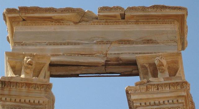 The picture depicted below is a landmark of an old city.What is the name of that city?