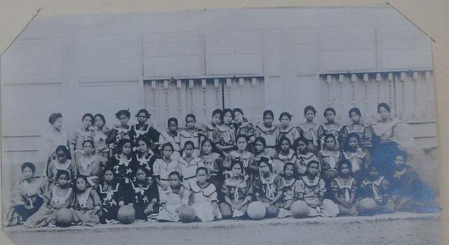 What was the name given to the teachers that were sent to the Philippines in 1901?