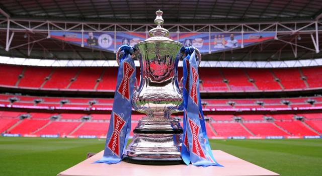 Which goalkeeper broke his neck in an FA (Football Association) Cup Final?