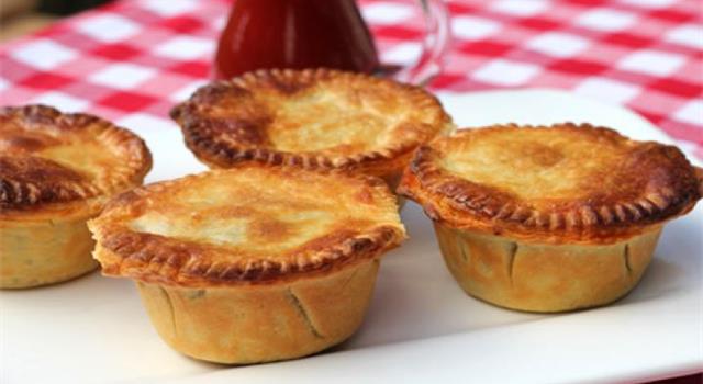 Which town in the north west of England hosts the annual World Pie-Eating Championships?