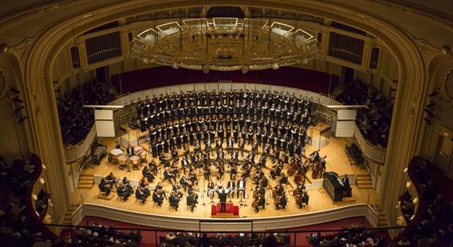 Who appeared as a piano soloist with the Chicago Symphony Orchestra at the age of 16?