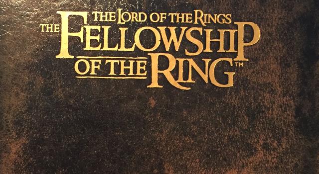 Movies & TV Trivia Question: In the 2001 epic film Lord of the Rings: The Fellowship of the Ring Extended Edition, what does Galadriel the Elf Queen give to Samwise Gamgee? Movies & TV Trivia Question: In the 2001 epic film Lord of the Rings: The Fellowship of the Ring Extended Edition, what does Galadriel the Elf Queen give to Samwise Gamgee?