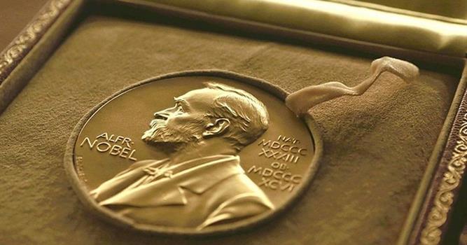 Наука Вопрос: На сегодняшний день (начало 2017 года) самым пожилым ученым, получившим Нобелевскую премию, является экономист Леонид Гурвич. А сколько ему было лет, когда он стал лауреатом этой престижной премии? Наука Вопрос: На сегодняшний день (начало 2017 года) самым пожилым ученым, получившим Нобелевскую премию, является экономист Леонид Гурвич. А сколько ему было лет, когда он стал лауреатом этой престижной премии?