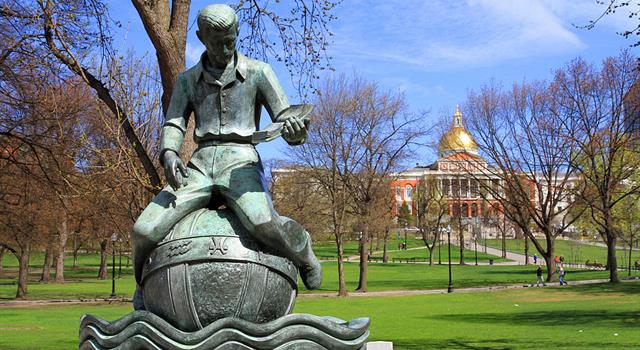 What is the oldest public park in the US?