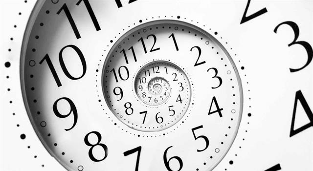 Before the science fiction novel, The Time Machine, was published, H. G. Wells wrote what short story?