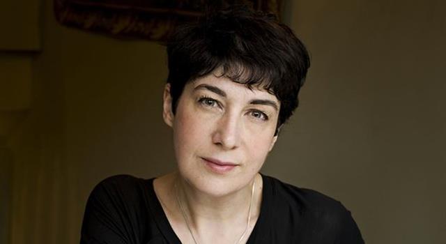 History Trivia Question: In the best-selling novel by Joanne Harris, what type of shop does Vianne Rocher open? History Trivia Question: In the best-selling novel by Joanne Harris, what type of shop does Vianne Rocher open?