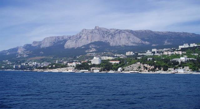 Geography Trivia Question: The Crimean peninsula has shores on which of these seas? Geography Trivia Question: The Crimean peninsula has shores on which of these seas?