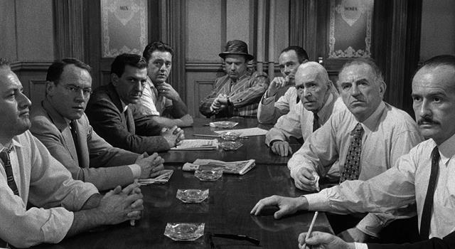 Who played juror no. 8 in the 1957 film 12 angry men?