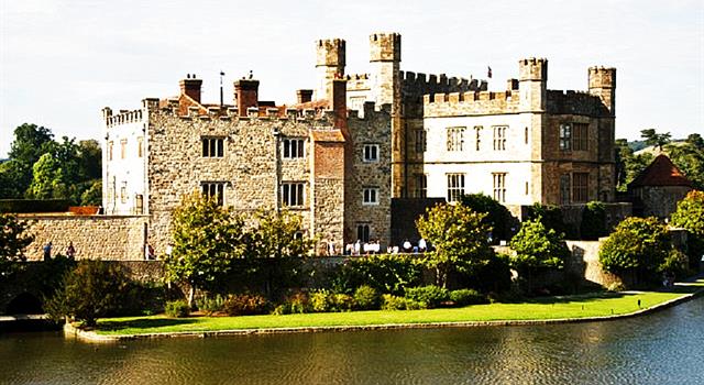 Society Trivia Question: King Henry VIII called the castle in the picture home. Do you know it's name? Society Trivia Question: King Henry VIII called the castle in the picture home. Do you know it's name?