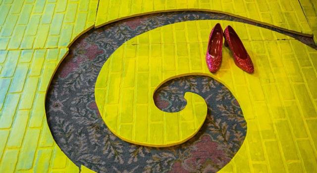 Movies & TV Trivia Question: Who portrayed Dorothy in 1925's The Wizard of Oz? Movies & TV Trivia Question: Who portrayed Dorothy in 1925's The Wizard of Oz?