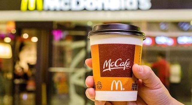 Who sued McDonald's after spilling hot coffee in her lap in 1992 and was originally awarded $2.9 million in damages? Who sued McDonald's after spilling hot coffee in her lap in 1992 and was originally awarded $2.9 million in damages?