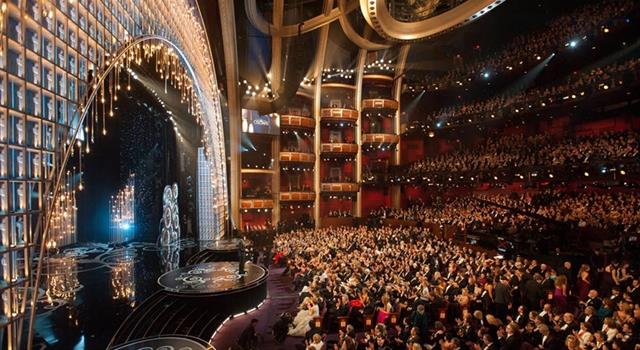 Movies & TV Trivia Question: Who won the first award given out at the Inaugural Academy Awards ceremony in 1929? Movies & TV Trivia Question: Who won the first award given out at the Inaugural Academy Awards ceremony in 1929?