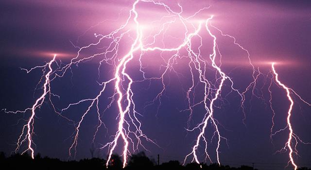Science Trivia Question: On average, how many times a second does lightning strike the earth's surface? Science Trivia Question: On average, how many times a second does lightning strike the earth's surface?