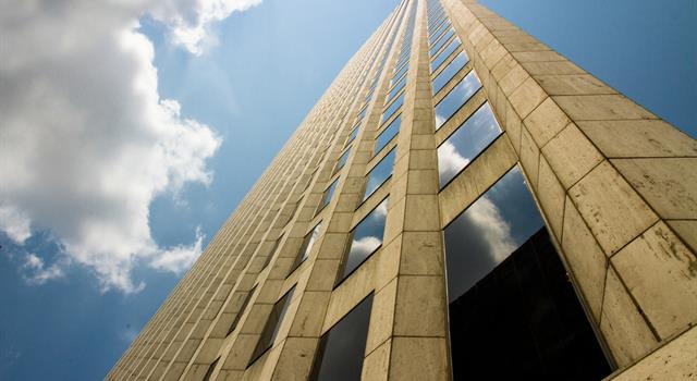 Geography Trivia Question: What US city is home to the "One Shell Square" skyscraper? Geography Trivia Question: What US city is home to the "One Shell Square" skyscraper?