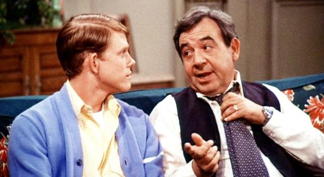 When "Happy Days" began as a TV sitcom, there were three Cunningham children. Along the way, one was written out of the show. Who was this sibling? When "Happy Days" began as a TV sitcom, there were three Cunningham children. Along the way, one was written out of the show. Who was this sibling?