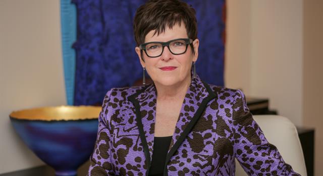 Society Trivia Question: Who was the first woman Prime Minister of New Zealand? Society Trivia Question: Who was the first woman Prime Minister of New Zealand?