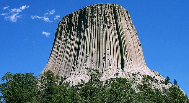 Movies & TV Trivia Question: In what US state is the Devils Tower that appears in the movie "Close Encounters of the Third Kind"? Movies & TV Trivia Question: In what US state is the Devils Tower that appears in the movie "Close Encounters of the Third Kind"?